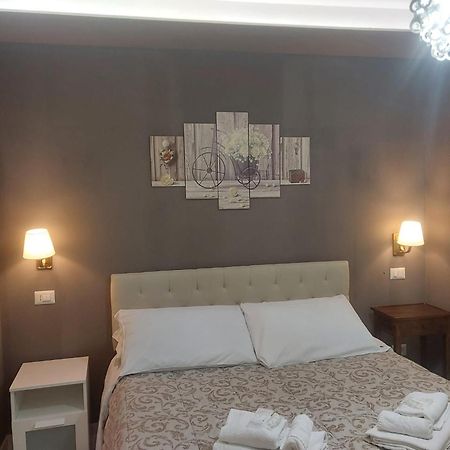 Dual Suites - 4 Posti Letto - Fiumicino Aeroporto E Fiera - Self Check-In Exterior photo