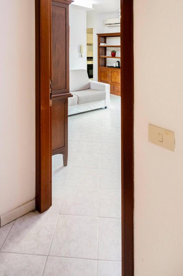 Dual Suites - 4 Posti Letto - Fiumicino Aeroporto E Fiera - Self Check-In Exterior photo